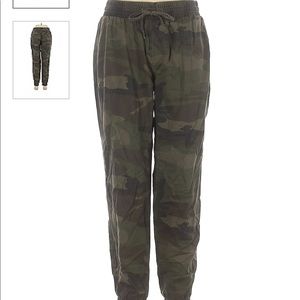 Hollister Army Pants size Med